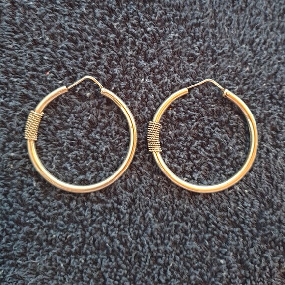 1.8’’ Elegant Vintage Hand Crafted 925 Sterling Silver Large Hoop Earrings - Picture 9 of 11